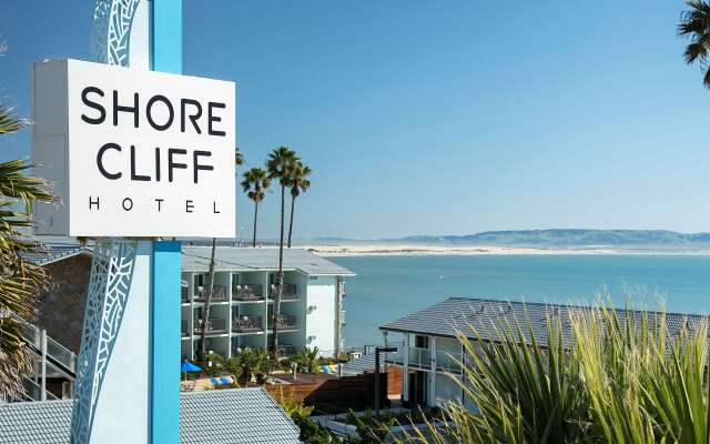 Shore Cliff Hotel