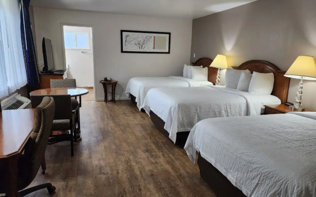 Ramada Bayside Inn & Suites Eureka
