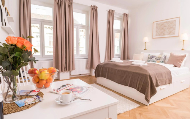 Heart of Ottakring by ichbucheAT