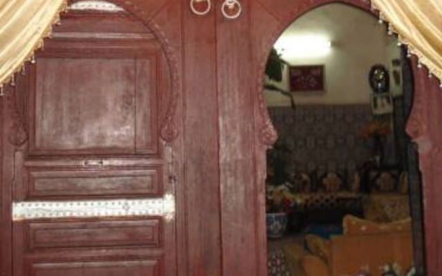 Dar Lahnin ( Chez L'Habitant )