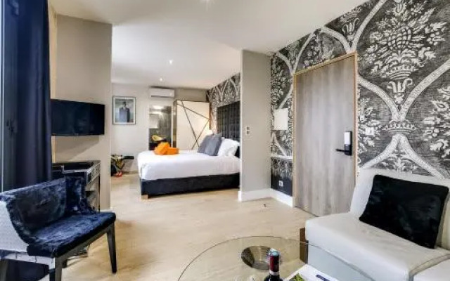 Les Suites Du Palais Gallien