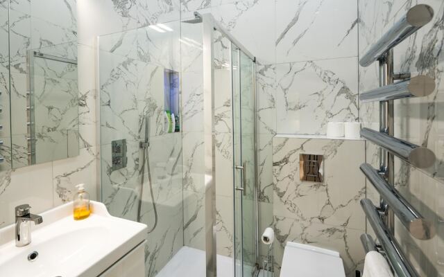 3 Beds, Opposite Museums, Harrods, Hyde Park