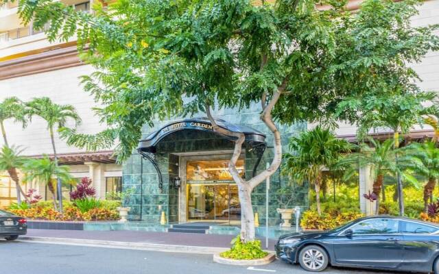 Modern Elegant Studio with ocean View...royal Gardens