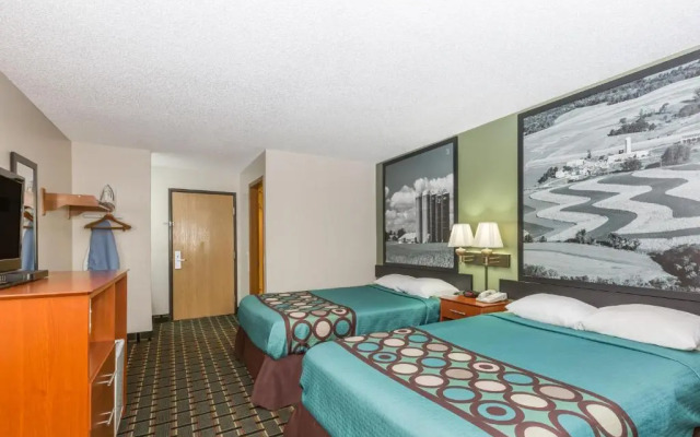 Super 8 Osceola Ia