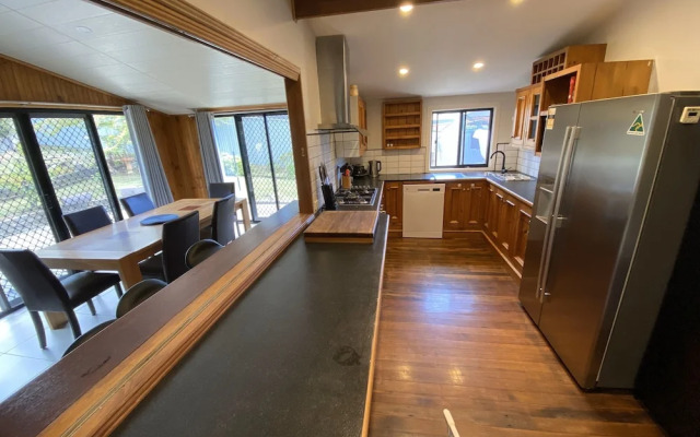 4 Bedroom Family Friendly Retreat