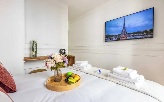 Peaceful Room for 2 People - Sacre-coeur