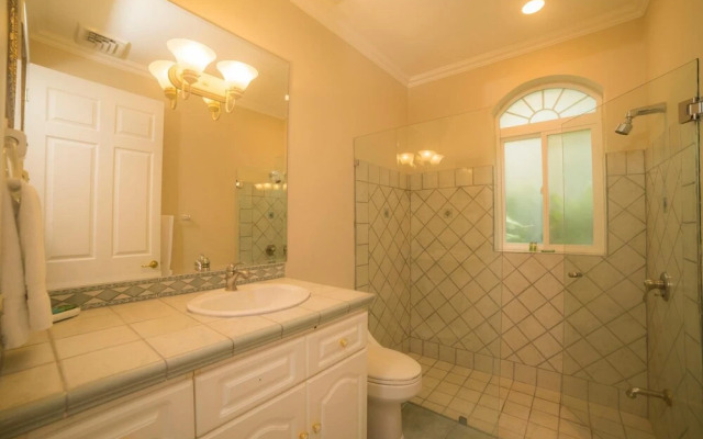 Colina 4E - 2 bdr 2 Bath