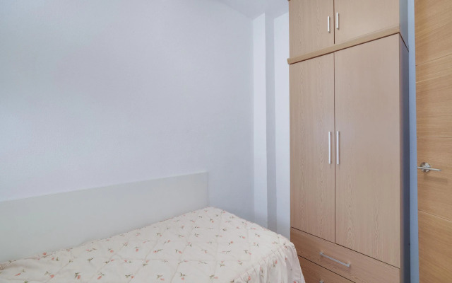 Snug holiday home in Villamartin with garden