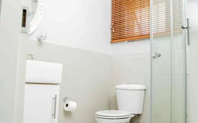 Afropolitan Guest Lodge