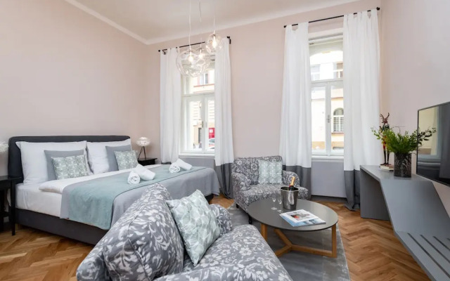 Garden Suites Residence by TKC