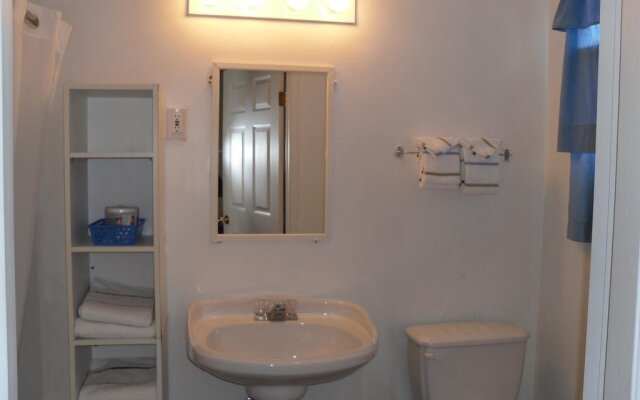 Hotel Bethel - Fort MacLeod, AB