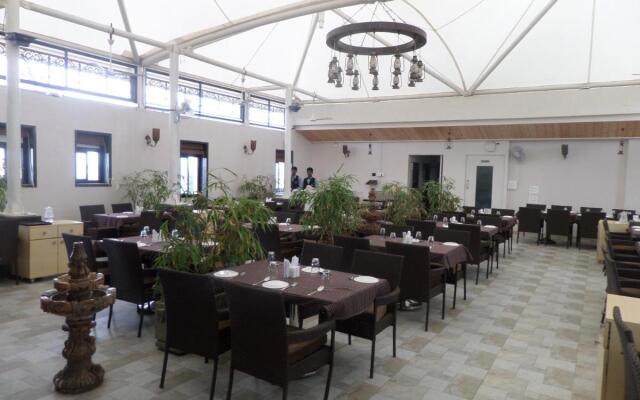 Hotel Raj Palace