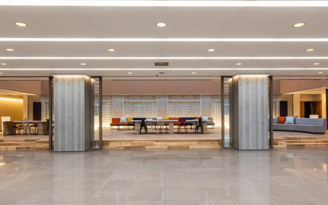 Tosei Hotel & Seminar Makuhari