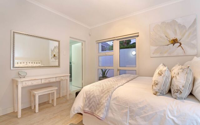 Camps Bay Beach Apartment