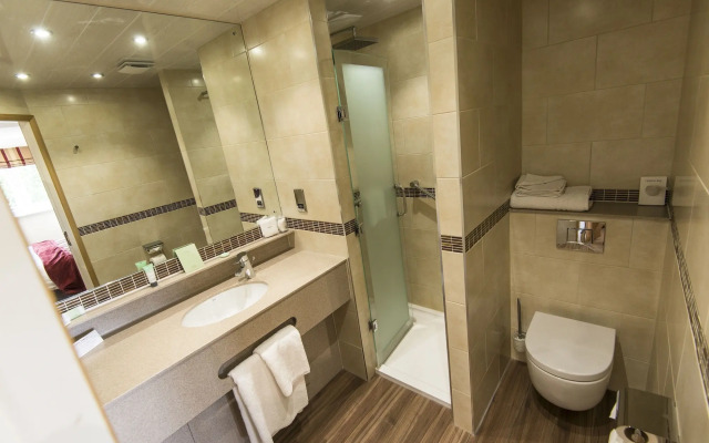 Fairlawns Hotel and Spa