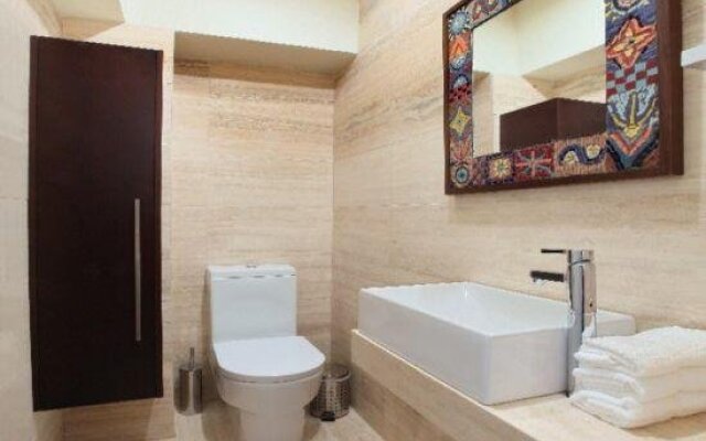 Mackenzie Seafront Suite