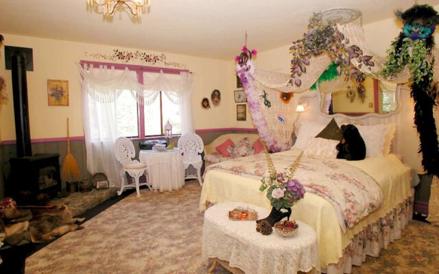 Wikiup Bed & Breakfast