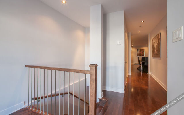 3 bedrooms 2 bathrooms Mont-Royal Apartment by Lux Montreal Vacations Rentals