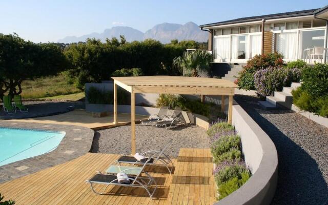 Colourful Manor Guesthouse