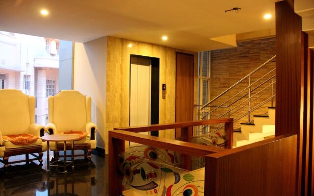 OYO 6447 Samasth Rooms And Suites