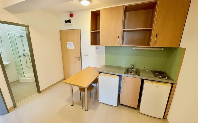 Urbannest Private Hostel Rooms