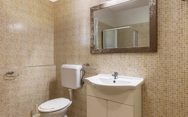 Awesome Home in Novigrad With Wifi and 1 Bedrooms