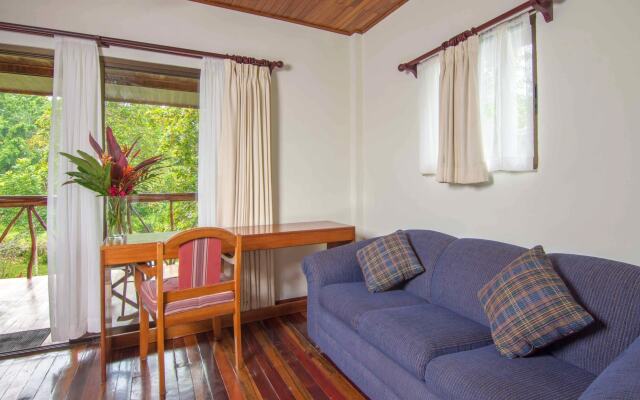 Crocodile Bay Resort