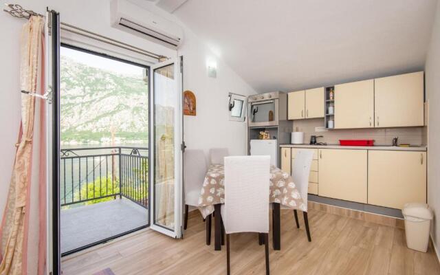 Apartment Prcanj