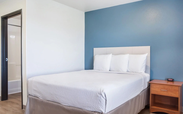 WoodSpring Suites Conroe