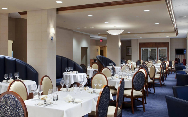 DoubleTree by Hilton New Bern Riverfront