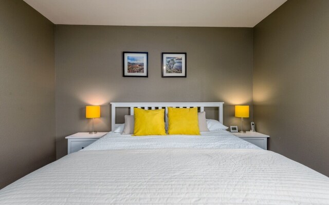 Signature 2 Bedroom Condo by RedAwning