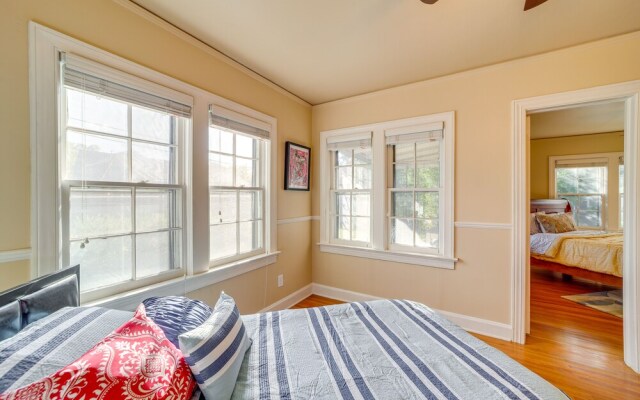 Charming Tusla Home ~ Half-mi to Expo Square!