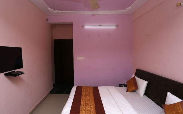 OYO Rooms 022 Ganga Ghat Niketan