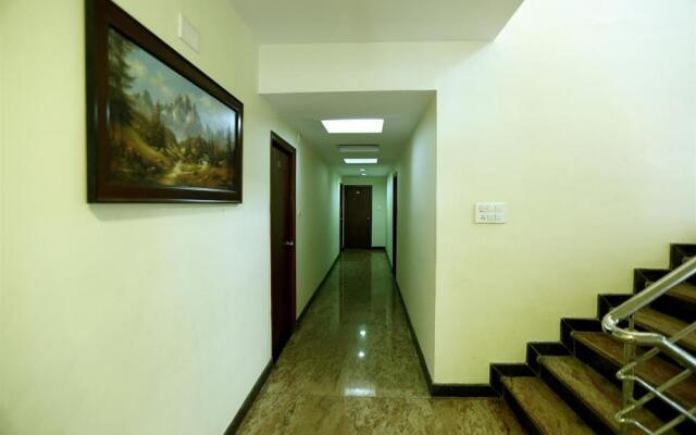 OYO 8715 Hotel Nakshatra Grand