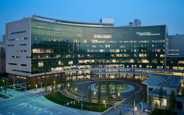 Holiday Inn Cleveland Clinic by IHG