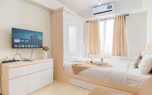 Warm Neutral Studio Room At Meikarta Apartment