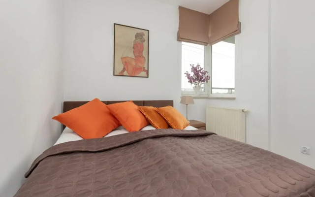 Cozy Apartment Near Airport by Renters