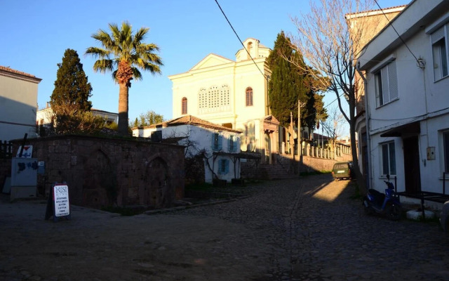 Ayisigi Otel