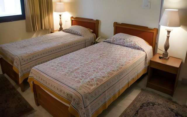 Hotel Megh Niwas