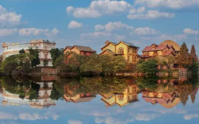 Oriental Jinsha Villa Hotel