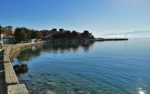 ANMAR House by the sea...