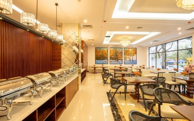 MT Collection Hotel