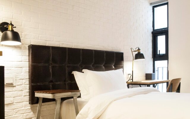 Cendre Hotel