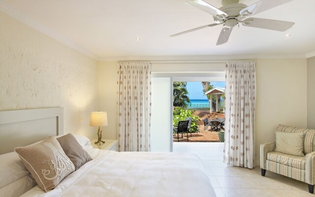 Southwinds Beach House is a 3 Bedroom With Exquisite sea Views