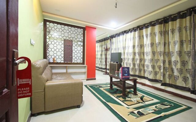OYO 8496 Hotel SK Regency