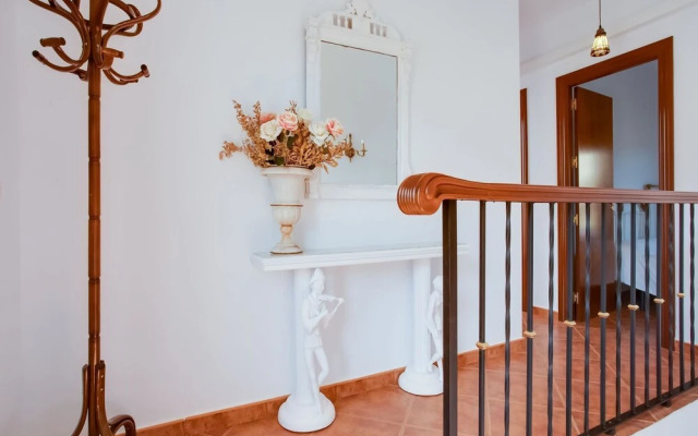 Delightful Villa in Villamena With Private Pool