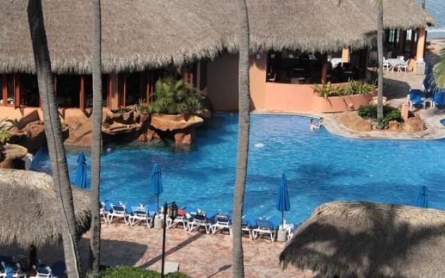 Torres Mazatlan Condominiums