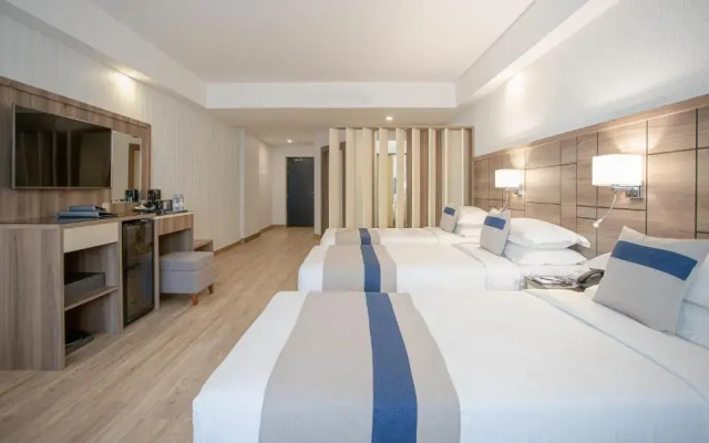 Season Star Hotel