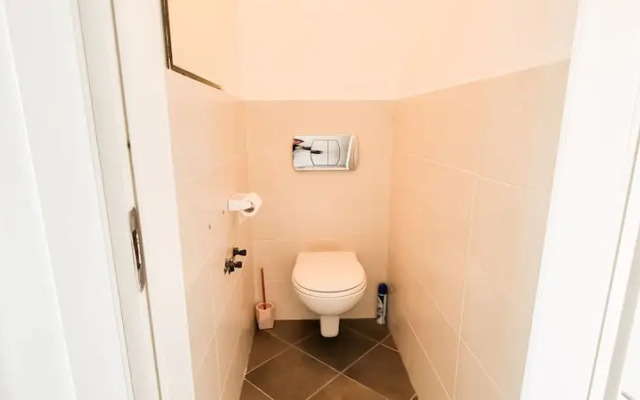 Condo & Pool in New North by FeelHome