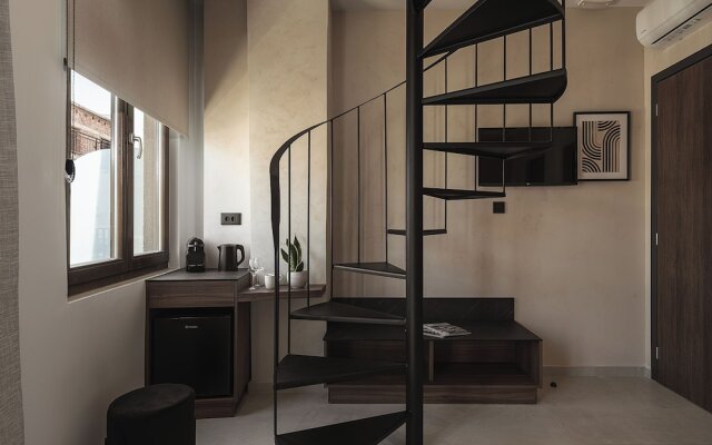Copal Simple Staying